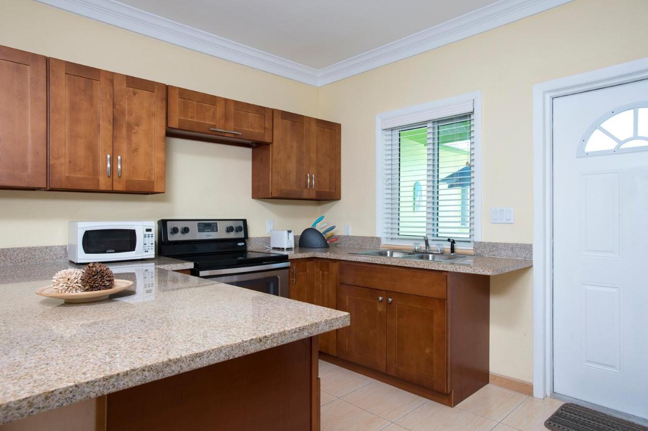 Sir Charles Guest House Palmetto Point 외부 사진