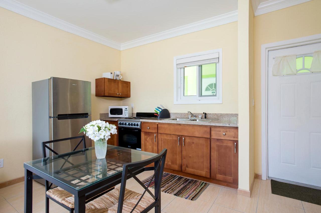 Sir Charles Guest House Palmetto Point 외부 사진